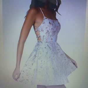 Beautiful Lace-Up A Line Dress